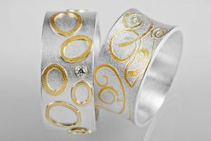 01 - Ringe aus Silber mit 1000/00 und 900/00 Gold